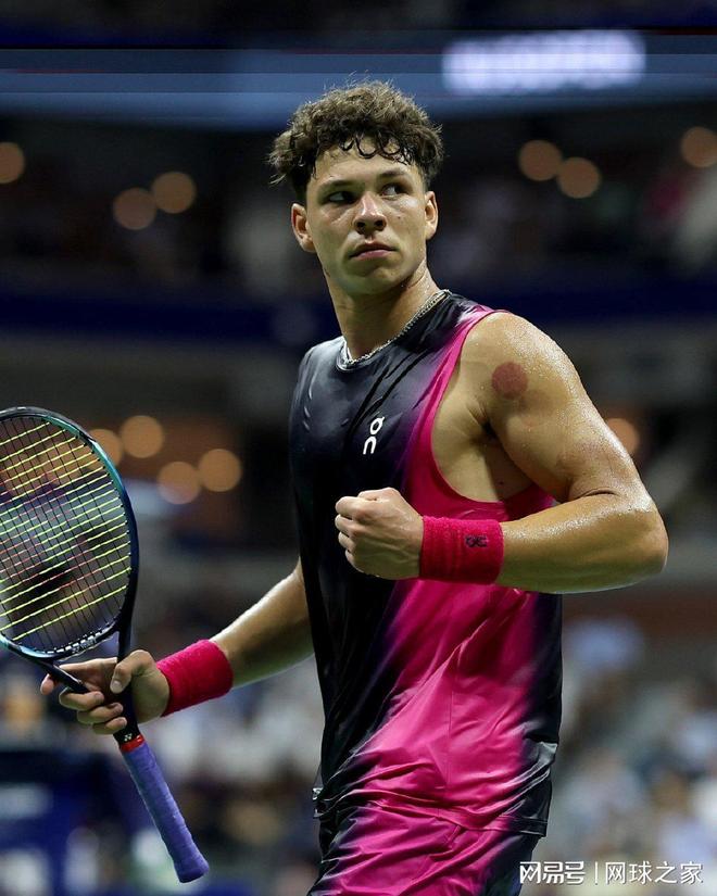 他在中场断 他在中场断