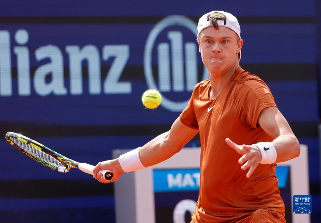 刷新纪录的 刷新纪录的